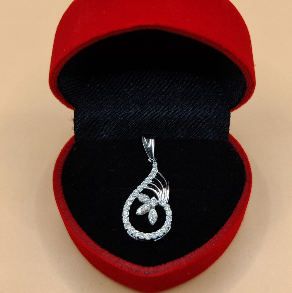 Women's White Gold Pendant